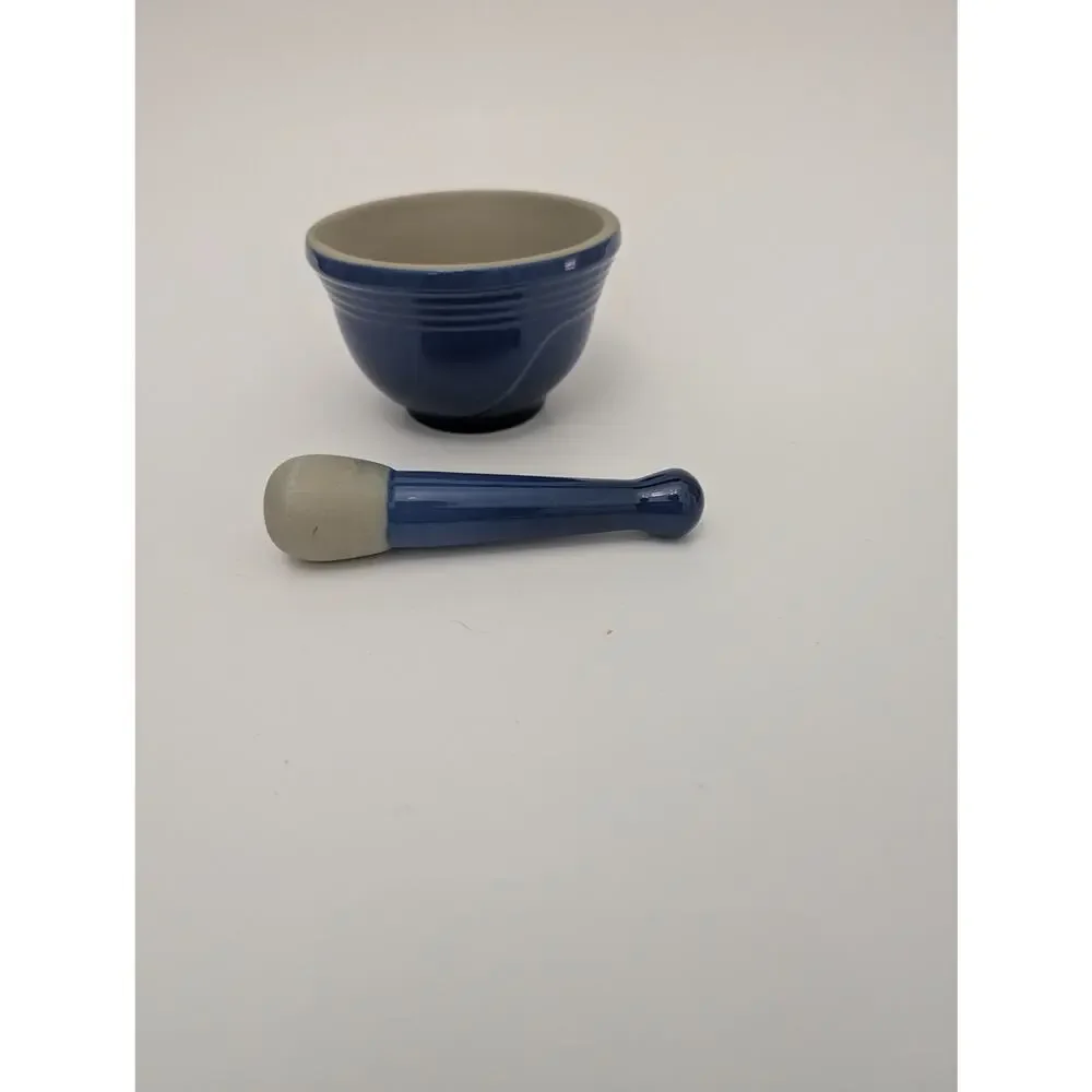 Le Creuset Blue Morter and Pestle 0.3 liter